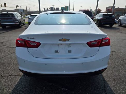 Used 2023 Chevrolet Malibu LS w/ Driver Confidence Package FWD image 7
