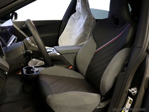 New 2026 BMW iX xDrive60 w/ M Sport Package image 11
