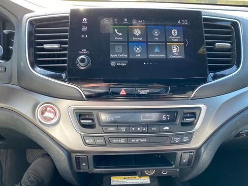Used 2023 Honda Passport EX-L image 4