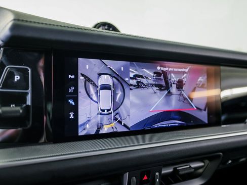 New 2026 Porsche Cayenne image 19