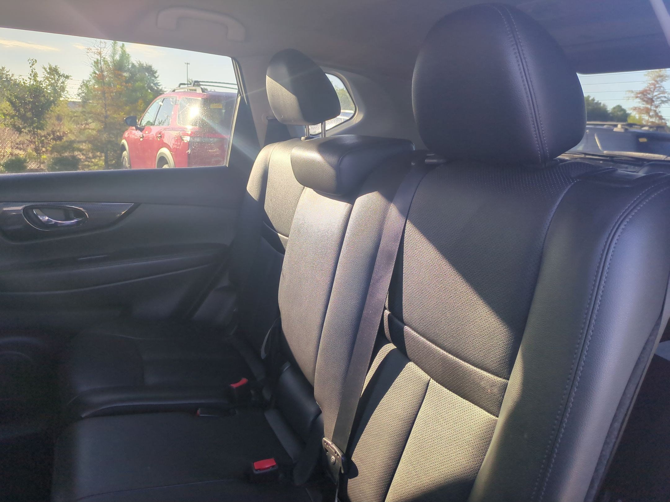 Used 2020 Nissan Rogue SL FWD image 28