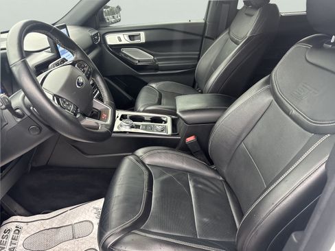 Used 2022 Ford Explorer ST w/ Equipment Group 401A AWD/4WD image 11