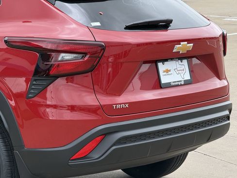 New 2026 Chevrolet Trax LS w/ LS Convenience Package image 6