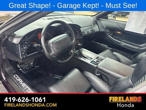 Used 1994 Chevrolet Corvette Coupe RWD image 16
