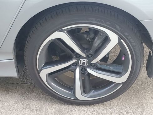 Used 2019 Honda Accord Sport image 12