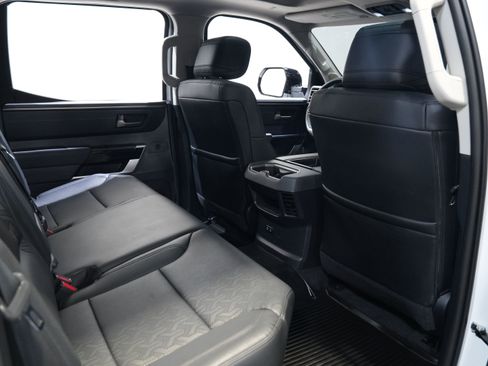 Used 2024 Toyota Tundra Limited image 38