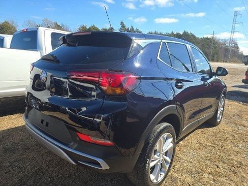 Used 2021 Buick Encore GX Preferred w/ Cold Weather Comfort Package image 2