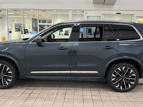 Used 2026 Volvo XC90 B5 Plus image 8