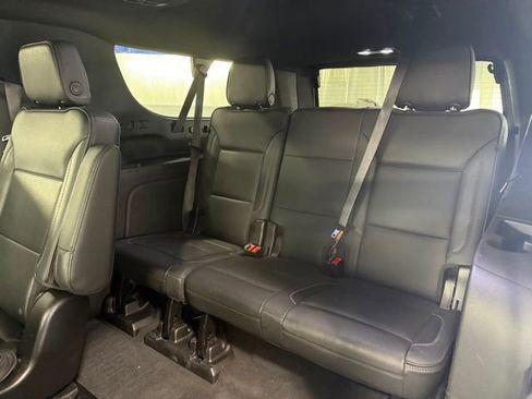 Used 2021 GMC Yukon XL Denali w/ Denali Ultimate Package AWD/4WD image 18