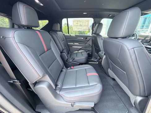 New 2026 Chevrolet Traverse RS FWD image 27