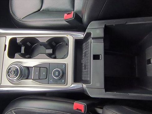 Used 2021 Ford Explorer Limited w/ Equipment Group 301A image 15