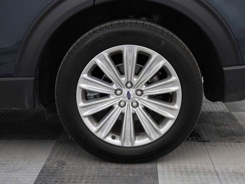 Used 2023 Ford Explorer Limited w/ Equipment Group 301A image 17