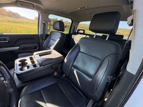 Used 2018 Chevrolet Silverado 1500 LT w/ All Star Edition image 43