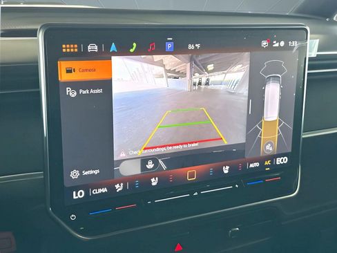New 2025 Volkswagen ID. Buzz Pro S RWD image 31