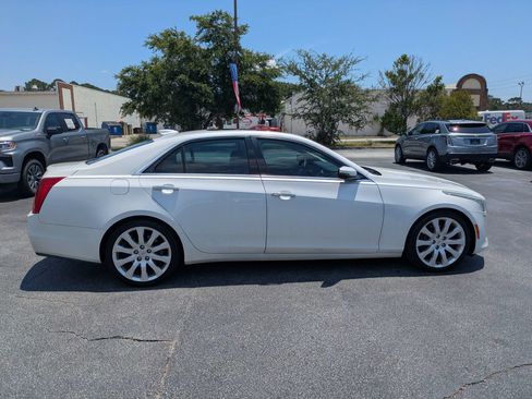 Used 2018 Cadillac CTS Sedan w/ Seating Package RWD image 22