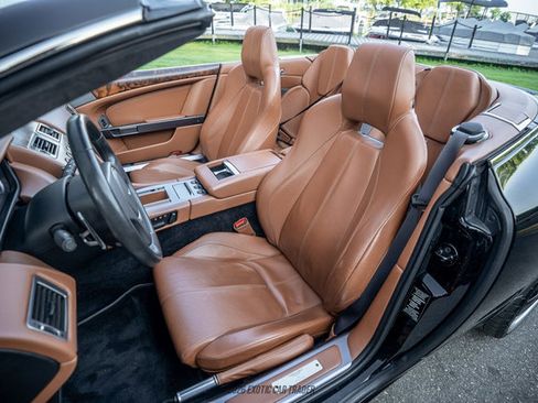 Used 2008 Aston Martin DB9 Volante RWD image 35