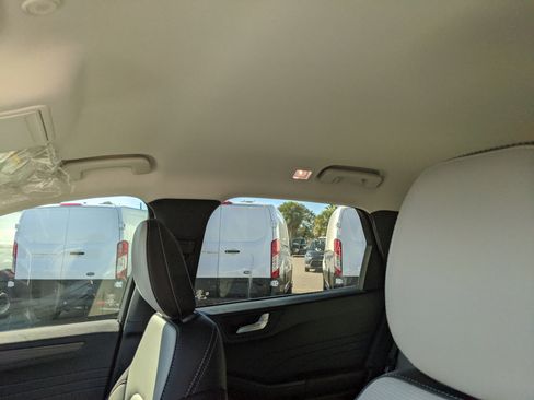 New 2026 Ford Escape SE w/ PHEV Premium Package image 20