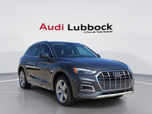 Used 2021 Audi Q5 2.0T Premium Plus w/ Premium Plus Package AWD/4WD image 1