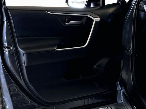 Used 2023 Toyota RAV4 XLE Premium FWD image 20