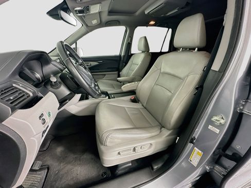 Used 2019 Honda Pilot Elite image 13