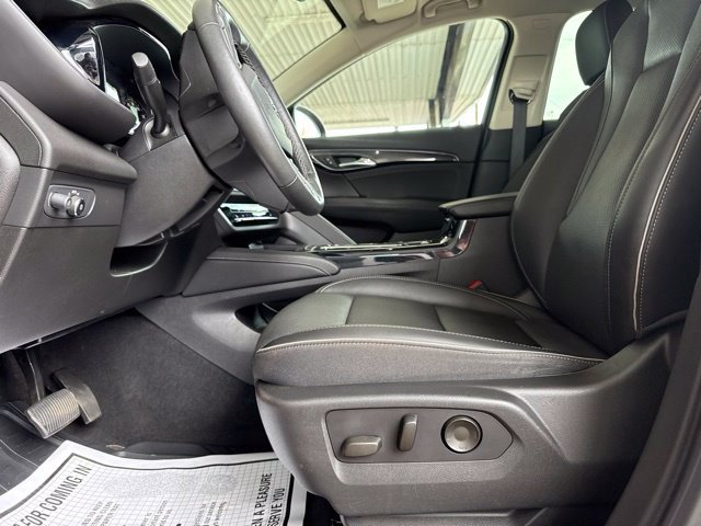 Used 2021 Buick Envision Essence w/ Sport Touring Package FWD image 6