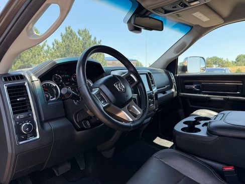 Used 2016 RAM 2500 Laramie image 16