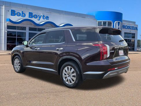 Used 2023 Hyundai Palisade SEL w/ Winter Package FWD image 7
