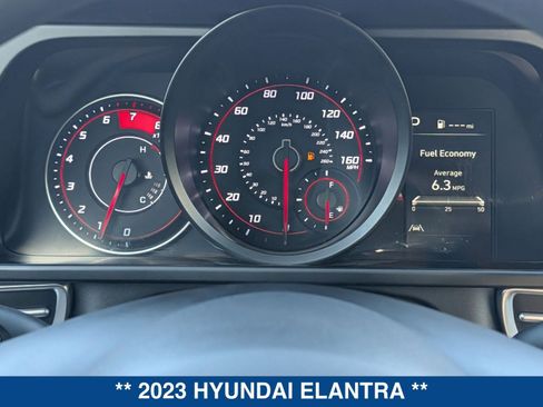 Used 2023 Hyundai Elantra SEL image 25
