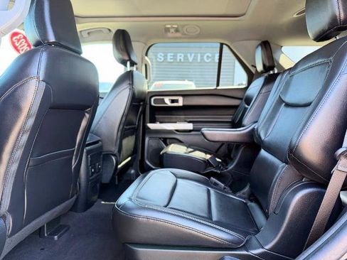 Certified 2023 Ford Explorer XLT w/ Equipment Group 202A AWD/4WD image 24