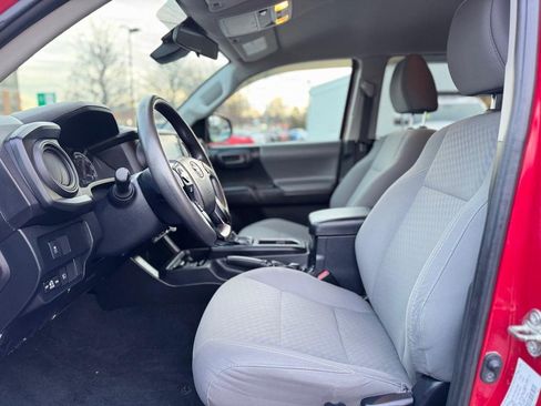 Used 2021 Toyota Tacoma SR image 15