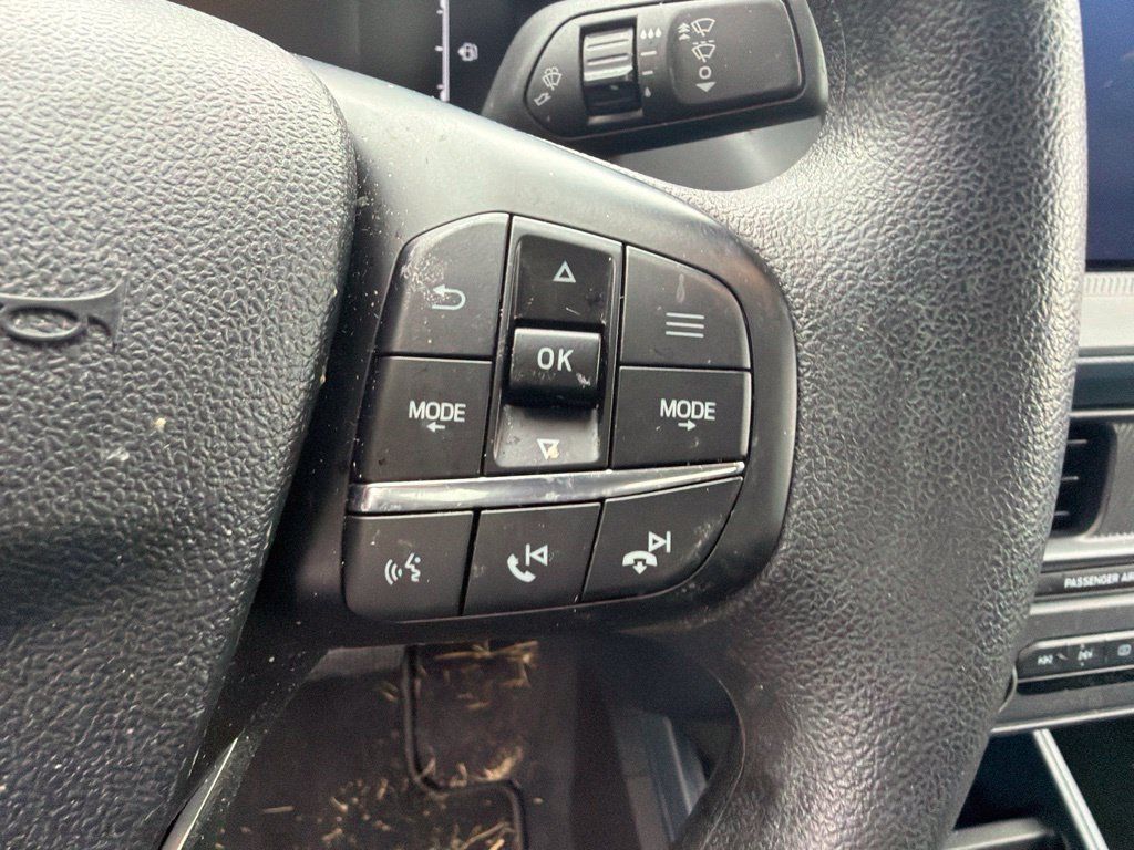 Used 2025 Ford Maverick XL w/ Equipment Group 101A AWD/4WD image 15