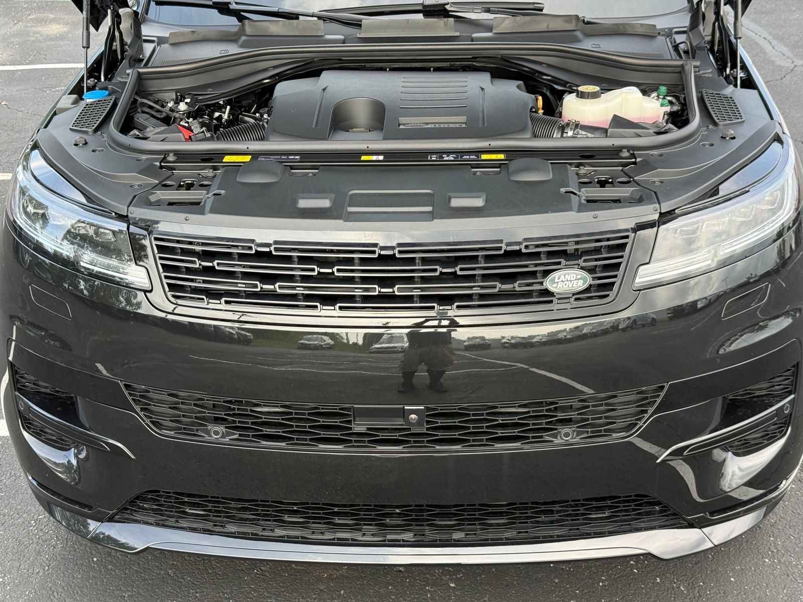 New 2026 Land Rover Range Rover Sport Dynamic SE AWD/4WD image 39