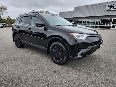 Used 2018 Toyota RAV4 LE w/ All Weather Liner Package image 1