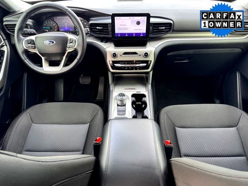 Used 2022 Ford Explorer XLT image 20