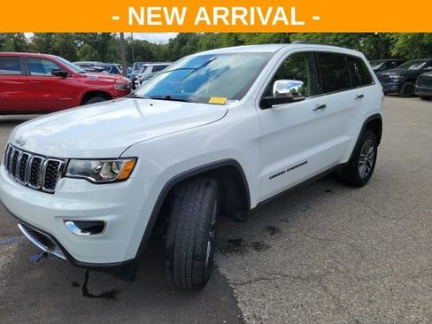 Used 2018 Jeep Grand Cherokee Limited AWD/4WD image 7