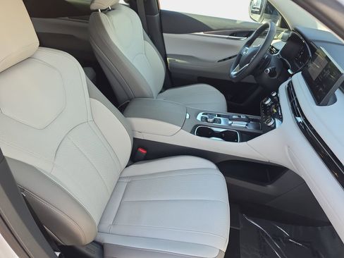 Certified 2026 INFINITI QX60 Pure w/ Cargo Package image 10