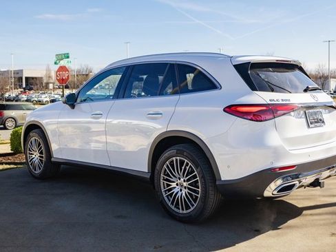 Certified 2026 Mercedes-Benz GLC 300 GLC 300 image 9