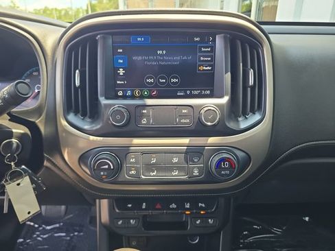 Certified 2022 GMC Canyon Denali RWD image 19