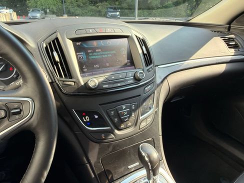 Used 2015 Buick Regal Premium FWD image 57