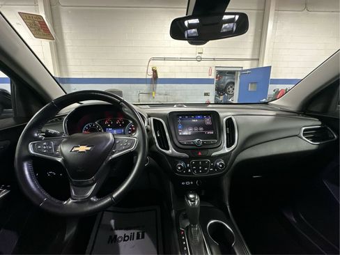 Used 2021 Chevrolet Equinox LT AWD/4WD image 26