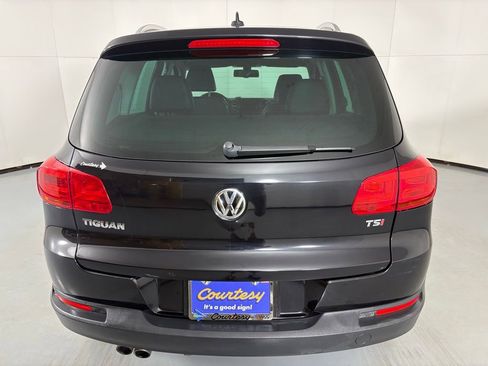 Used 2017 Volkswagen Tiguan Wolfsburg Edition FWD image 7