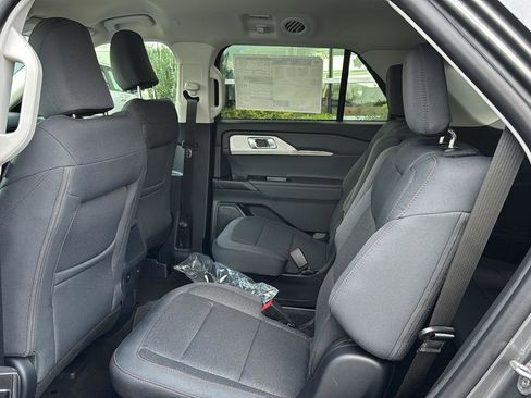 New 2026 Ford Explorer Active image 13
