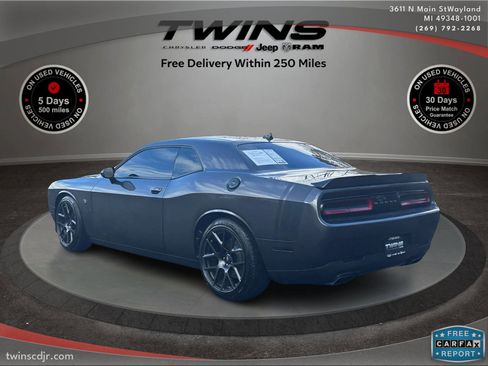 Used 2017 Dodge Challenger R/T Scat Pack image 6