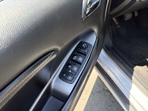 Used 2019 Dodge Journey Crossroad AWD/4WD image 13