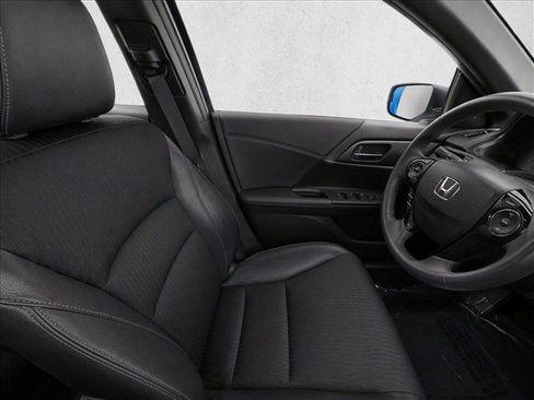 Used 2017 Honda Accord Sport image 25