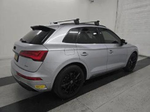 Used 2022 Audi Q5 e Premium Plus w/ Premium Plus Package AWD/4WD image 4