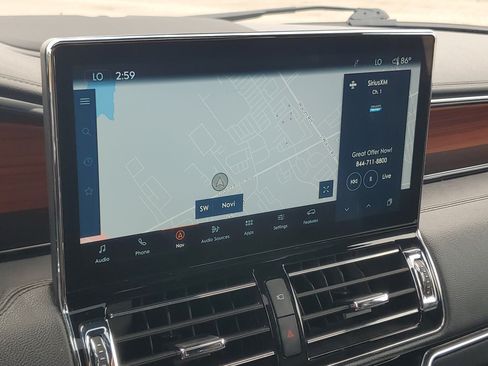 Certified 2024 Lincoln Navigator Reserve AWD/4WD image 16