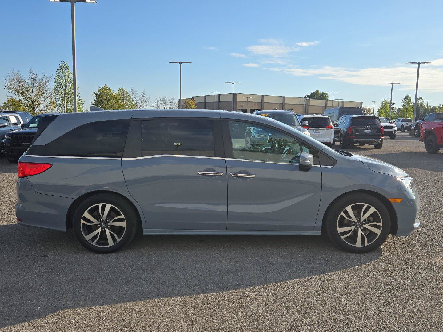 Used 2023 Honda Odyssey Touring image 8