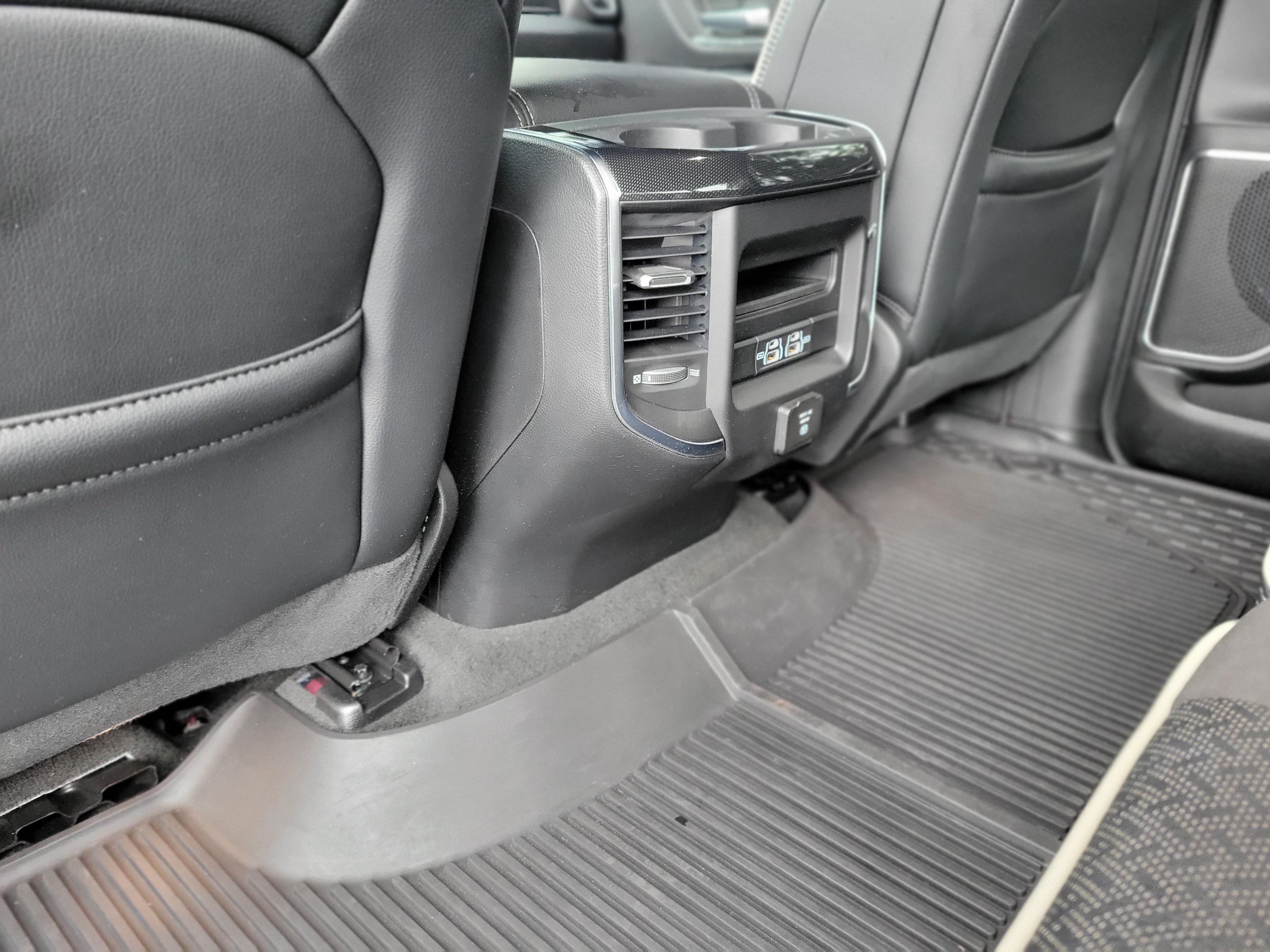 Used 2022 RAM 1500 Laramie AWD/4WD image 40