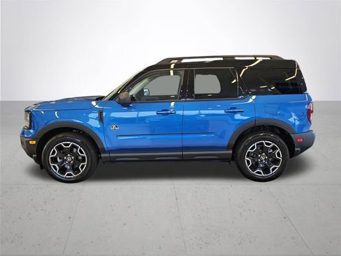 Used 2025 Ford Bronco Sport Outer Banks w/ Outer Banks Tech Package+ AWD/4WD image 11